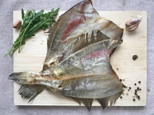 Бычок вяленый: Камбала ёрш (Мурманская) вяленая