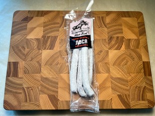 Чипсы: Колбаски сыровяленые Mini Fuet 