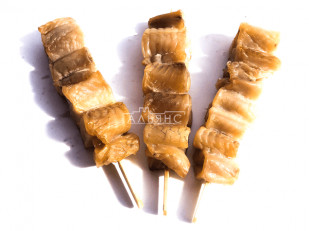 Мясо курицы по-кавказски: Шашлычок из сома холодного копчения